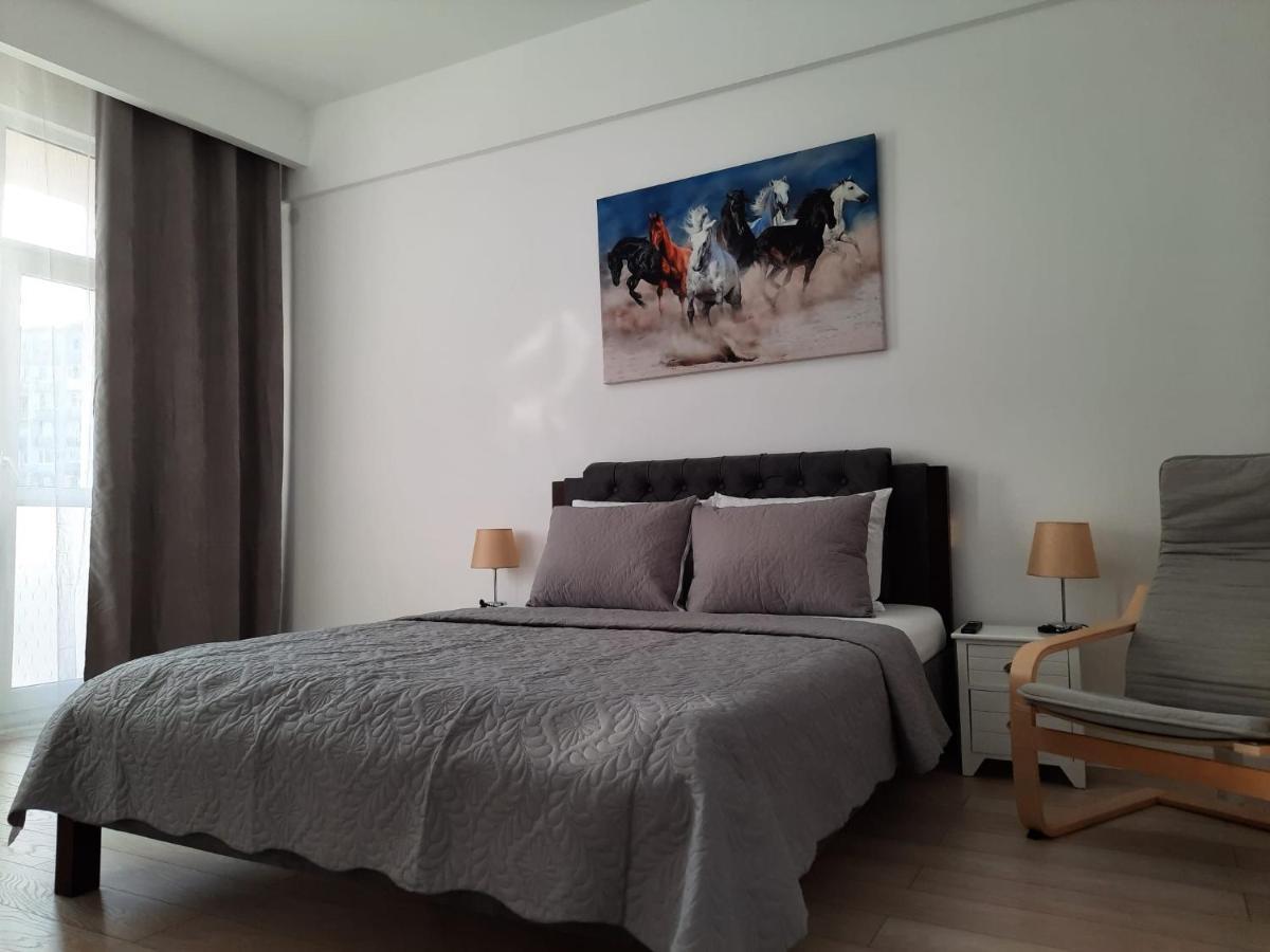 Luxury City Center Apartment - Garofita Romana Bucarest Esterno foto