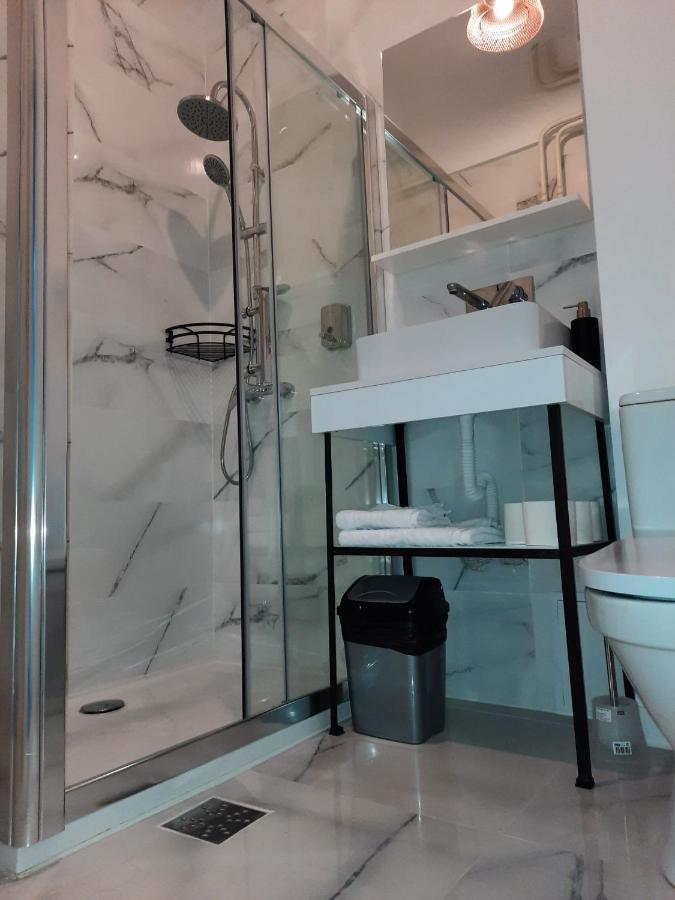 Luxury City Center Apartment - Garofita Romana Bucarest Esterno foto